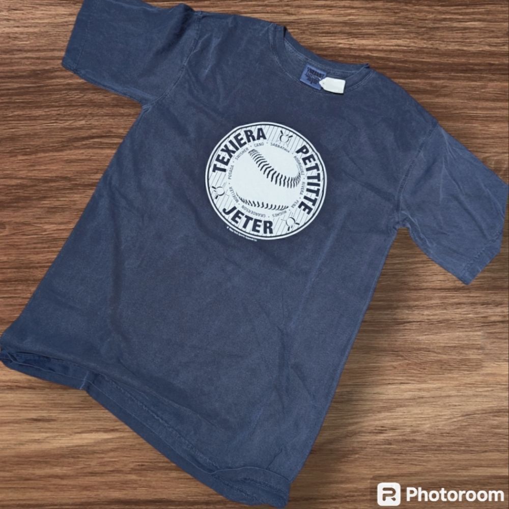 Comfort Colors New York Yankees Blue Y2K Tee Shirt NWT